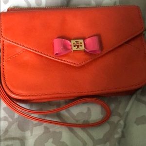 Tory Burch wrist wallet